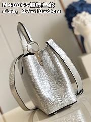  Fortok Louis Vuitton Capucines MM Crocodile in Silver M48865 27x18x9cm - 4