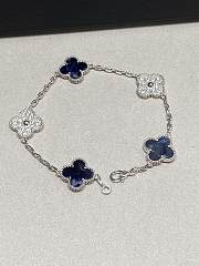 Fortok Van Cleef & Arpels Peter Stone Five-Flower Bracelet - 1