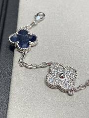 Fortok Van Cleef & Arpels Peter Stone Five-Flower Bracelet - 4