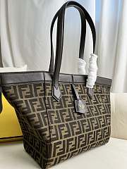 Fortok Fendi Medium Origami Bag 27x27x16.5cm  - 6