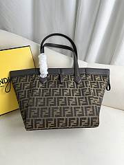 Fortok Fendi Medium Origami Bag 27x27x16.5cm  - 4