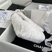 Fortok Chanel Diamond Fur Flap Bag White 1.5x21.5x6.5cm - 6