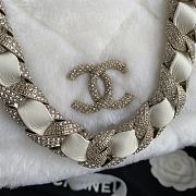 Fortok Chanel Diamond Fur Flap Bag White 1.5x21.5x6.5cm - 2