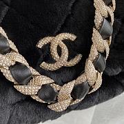 Fortok Chanel Diamond Fur Flap Bag Black 1.5x21.5x6.5cm - 2