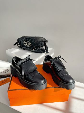 Fortok Hermes Fringed Loafers in Black