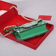 Fortok Valentino Garavani Mini Loco 3D Embroidered Bag Green 19x10.5x5cm - 4