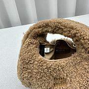 Fortok MiuMiu Wander Shearling Hobo Bag With Leather Details Caramel 17.5x5.5x14cm - 4