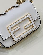 Fortok Fendi Mini Baguette Leather Bag in White 12x3.5x7.5cm - 4