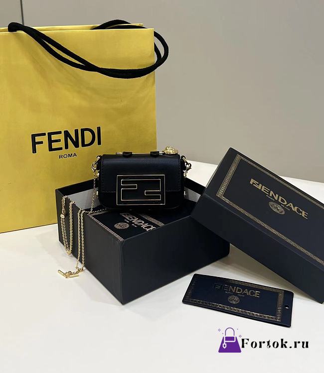 Fortok Fendi Mini Baguette Leather Bag in Black 12x3.5x7.5cm - 1