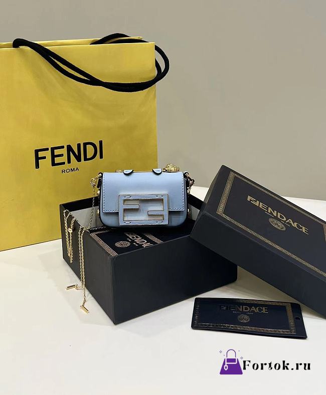 Fortok Fendi Mini Baguette Leather Bag in Blue 12x3.5x7.5cm - 1