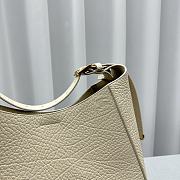 Fortok Burberry Chess Medium Shoulder Bag Beige 30x9x33cm - 2