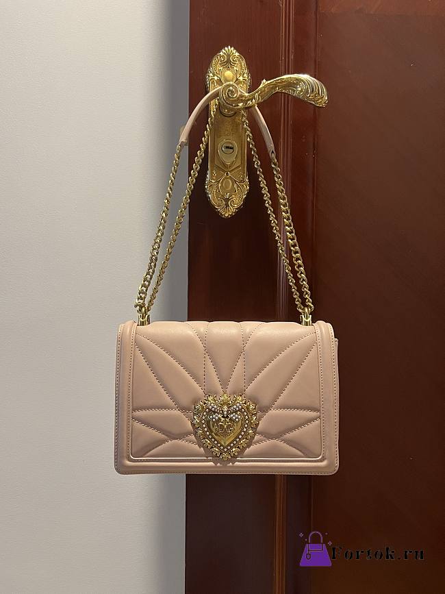 Fortok Dolce & Gabbana Beige Medium Devotion Bag In Quilted Nappa Leather 26x18x7.5cm - 1
