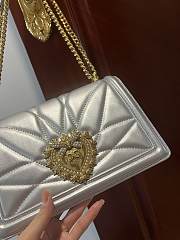 Fortok Dolce & Gabbana Silver Medium Devotion Bag In Quilted Nappa Leather 26x18x7.5cm - 5