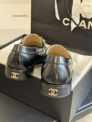 Fortok Chanel Logo Shiny Calfskin Loafers in Black  - 4