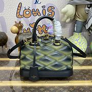 Fortok Louis Vuitton Alma BB Bag Green M23576 23.5x17.5x11.5cm - 1