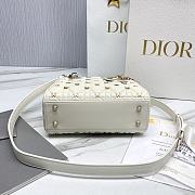 Fortok Dior Lady Cannage Lambskin with Gold-Finish Butterfly Bag White 20x17x8cm - 4