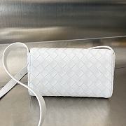 Fortok Bottega Veneta Mini Andiamo Crossbody Bag White 755545 21.5x13.5x4.5cm - 4