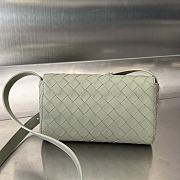 Fortok Bottega Veneta Mini Andiamo Crossbody Bag Light Green 755545 21.5x13.5x4.5cm - 4