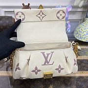 Fortok Louis Vuitton Favorite Monogram Empreinte Creme Purple M45836 24x14x9cm - 5