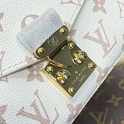 Fortok Louis Vuitton Pochette Métis East West Monoglam Bag M46914 21.5x13.5x6cm - 3