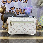 Fortok Louis Vuitton Pochette Métis East West Monoglam Bag M46914 21.5x13.5x6cm - 6