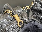Fortok Chanel 22 Grained Leather With Black Chanel Logo Handbag 20x19x6cm - 4