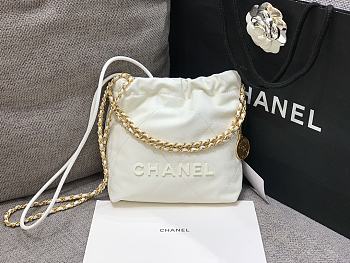 Fortok Chanel 22 Grained Leather With White Chanel Logo Handbag 18x20x6.5cm