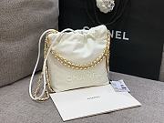 Fortok Chanel 22 Grained Leather With White Chanel Logo Handbag 18x20x6.5cm - 3