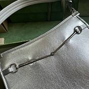 Fortok Gucci Horsebit Slim Shoulder Bag in Metallic Silver Leather 23x18.5x3cm - 5