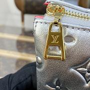 Fortok Louis Vuitton Coussin PM Bag in Silver M21769 26x20x12cm - 6