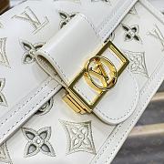 Fortok Louis Vuitton Dauphine East West Bag in Beige M22955 24.5x13.5x9cm - 4