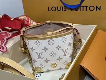 Fortok Louis Vuitton Noe Purse White&Beige M83227 11.5x11.5x11.5cm