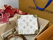 Fortok Louis Vuitton Noe Purse White&Beige M83227 11.5x11.5x11.5cm - 5
