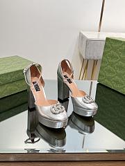 Fortok Gucci Platform Pumps With Double G in Silver  - 1