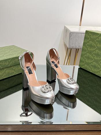 Fortok Gucci Platform Pumps With Double G in Silver 