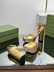 Fortok Gucci Platform Pumps With Double G in Gold - 6