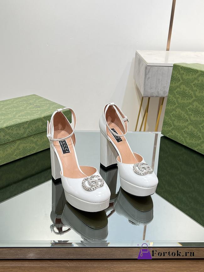 Fortok Gucci Platform Pumps With Double G in White - 1