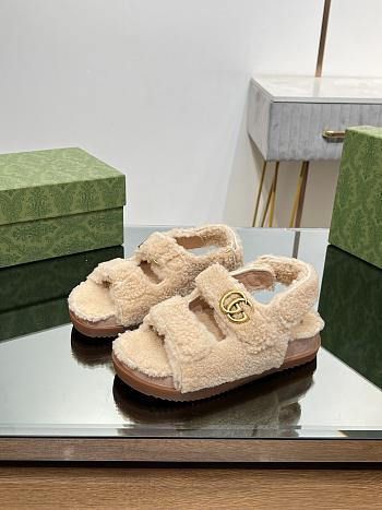 Fortok Gucci Double G Sandals in Beige Merino Wool