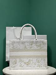 Fortok Dior White/Beige Butterfly Embroidery Tote Bag 36x18x28cm - 2