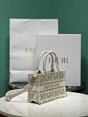 Fortok Dior Gold-Tone Dior Oblique Embroidery Mini Tote Bag 21.5×13×7.5cm - 6