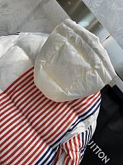 Fortok Louis Vuitton Stripes Puffer Jacket   - 4