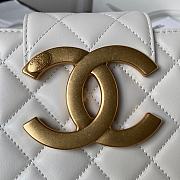 Fortok Chanel 24C Retro Metal Large Logo Bag in White 17.5×20×5cm - 2