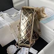 Fortok Chanel Backpack and Star Coin Purse Gold Metallic Calfskin & Gold-Tone Metal 18.5×23.5×8.5cm - 2
