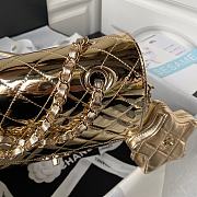 Fortok Chanel Backpack and Star Coin Purse Gold Metallic Calfskin & Gold-Tone Metal 18.5×23.5×8.5cm - 4