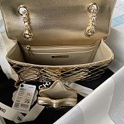 Fortok Chanel Backpack and Star Coin Purse Gold Metallic Calfskin & Gold-Tone Metal 18.5×23.5×8.5cm - 5