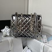 Fortok Chanel Backpack and Star Coin Purse Silver Metallic Calfskin & Gold-Tone Metal 18.5×23.5×8.5cm - 3