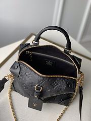 Fortok Louis Vuitton Petite Malle Souple Bag Black M45393 20x14x7.5cm - 4