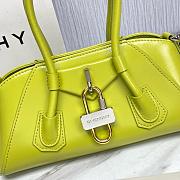 Fortok Givenchy Antigona Stretch Handbag In Green 22x12x8cm - 3