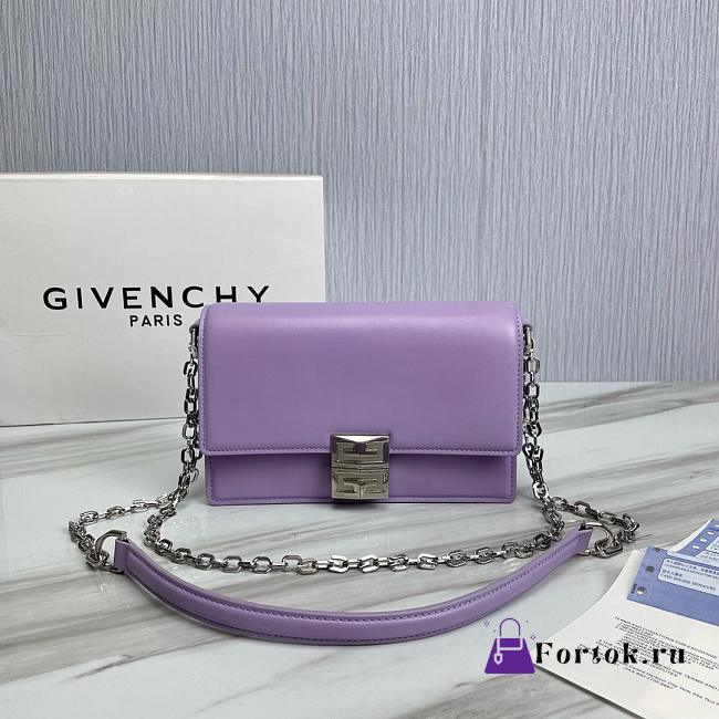 Fortok Givenchy Leather 4G Metal Buckle Chain Bag in Purple 20x13x5cm - 1