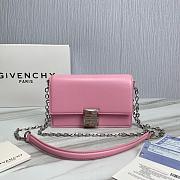 Fortok Givenchy Leather 4G Metal Buckle Chain Bag in Pink 20x13x5cm - 1